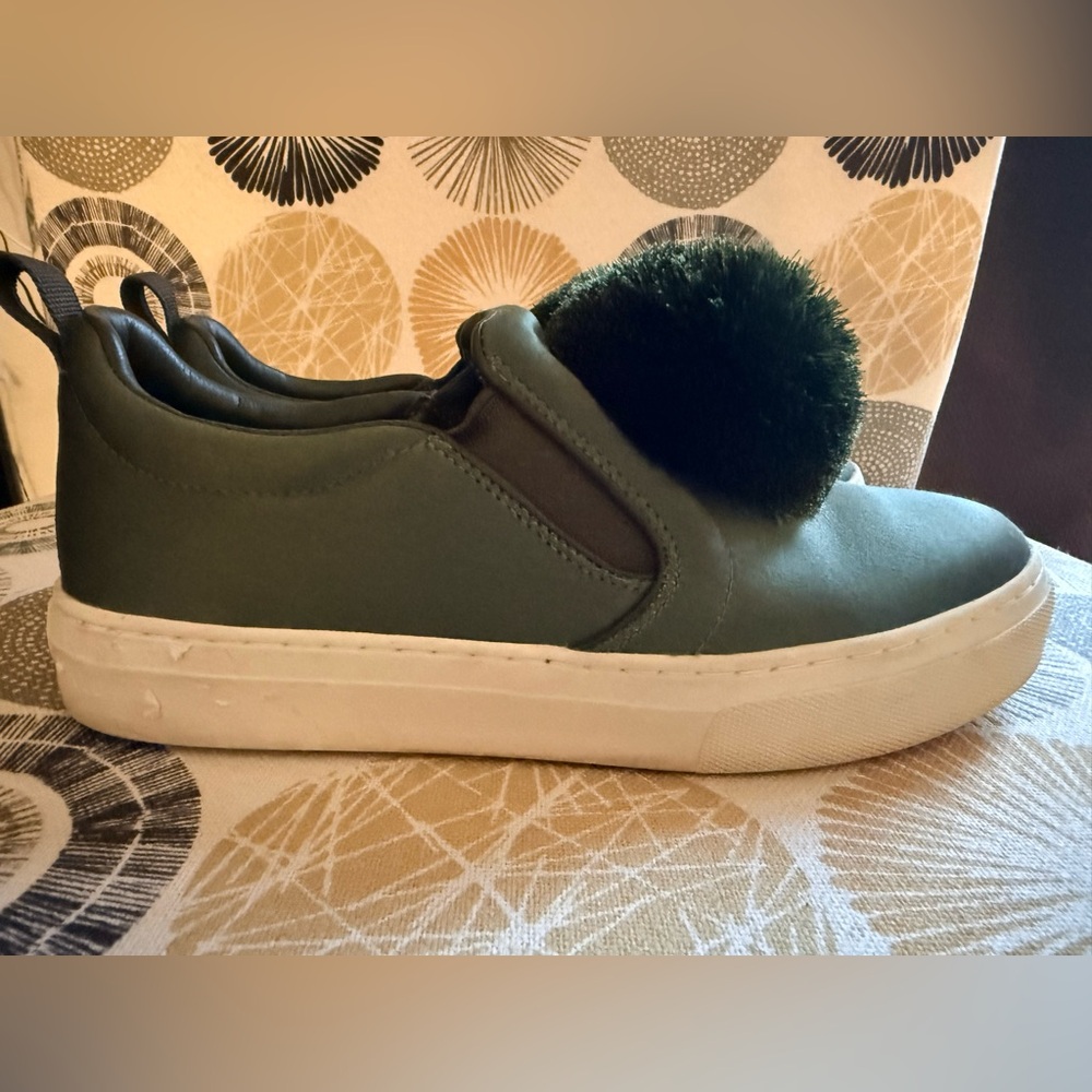 Tory Burch Daphne Pom Pom Satin Luxe Platform Sneaker.  Size 7.5 - Picture 2 of 8